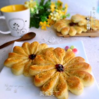 花儿椰蓉面包的做法