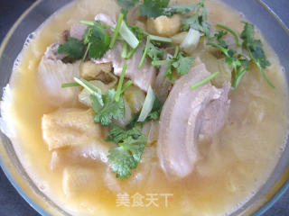 五花肉炖白菜的做法
