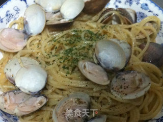 蒜香蛤蜊意大利面的做法