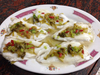 酸菜蒸豆腐鱼的做法