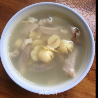莲子猪肚汤的做法