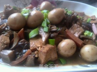平菇豆腐入味鹌鹑蛋的做法