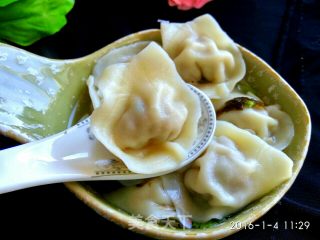 猫耳馄饨的做法