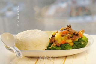 红咖喱羊肉饭的做法