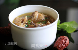黄芪牛尾汤的做法