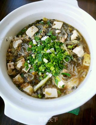 肉末豆腐酸菜粉丝煲的做法