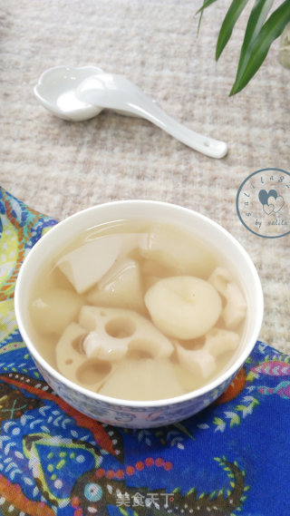 清肺润燥~~雪梨荸荠莲藕汤的做法