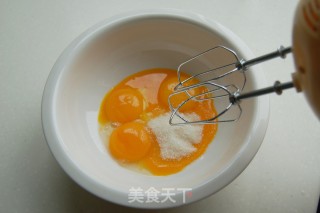 紫薯蛋糕卷的做法步骤：2