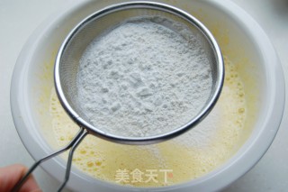紫薯蛋糕卷的做法步骤：2