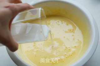 紫薯蛋糕卷的做法步骤：2