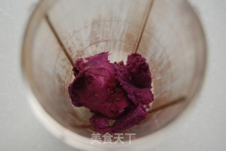 紫薯蛋糕卷的做法步骤：2