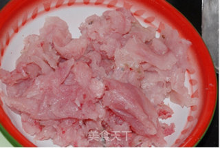 白菜鱼丸汤的做法步骤：2