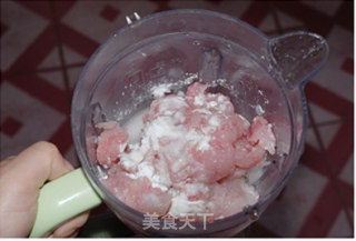 白菜鱼丸汤的做法步骤：2