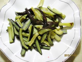 酱香茄条的做法步骤：2