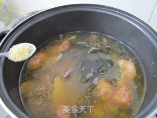 海带豆干炖烤鸭的做法步骤：2
