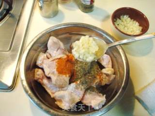 简约版“冷腌鸡翅”的做法步骤：2