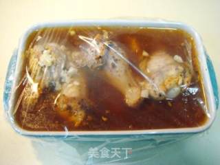 简约版“冷腌鸡翅”的做法步骤：2
