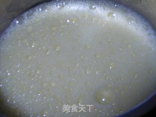 红糖海绵蛋糕的做法步骤：2