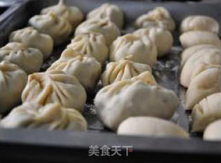 迷你版山东大包子的做法步骤：2