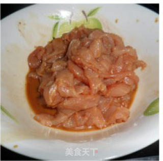 芹菜炒肉丝的做法步骤：3