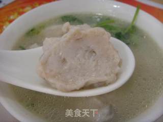 在家做出超有弹性的鱼丸的做法步骤：2