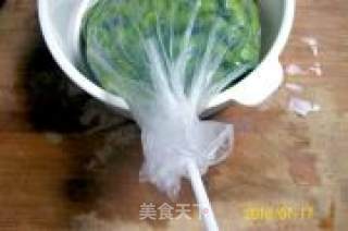 卤毛豆的做法步骤：2