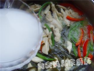 海带烩鸡柳的做法步骤：3