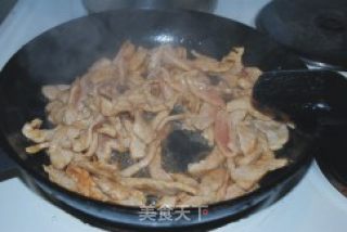 芒果菜椒炒里脊肉的做法步骤：2