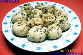 酸菜鲜肉生煎包的做法步骤：10