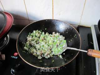 香肠菜饭的做法步骤：2