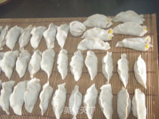 菌菇三鲜水饺的做法步骤：6
