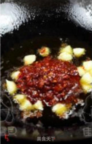 川式笋子牛腩煲的做法步骤：2
