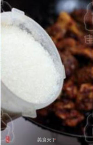 川式笋子牛腩煲的做法步骤：2