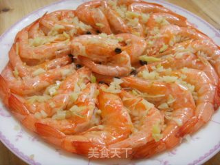 清蒸蒜茸开背虾的做法步骤：2