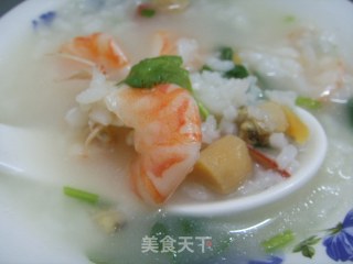 海鲜粥的做法步骤：2