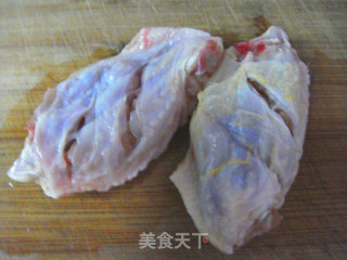 八分钟微波版鸡翅的做法步骤：2