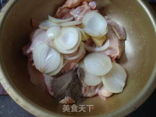 黑胡椒蒸鸡(改良版)的做法步骤：2