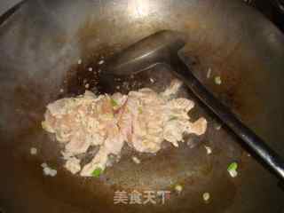 鸡汁海鲜汤面的做法步骤：3