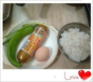 简单爱炒饭的做法步骤：2