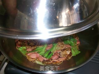 焖伊面的做法步骤：5