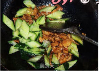 小炒肉片的做法步骤：3