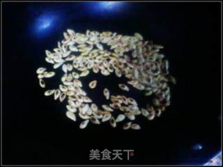 干炒南瓜籽的做法步骤：2
