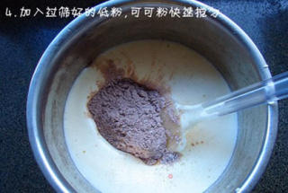自制健康可可蛋糕的做法步骤：3