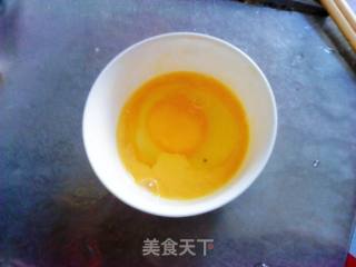 鸡蛋炝锅疙瘩汤的做法步骤：2