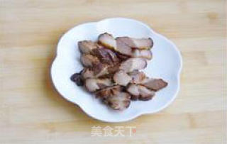 韭葶炒腊肉的做法步骤：3
