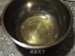 香草戚风蛋糕的做法步骤：2