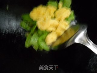 酱炒扁豆蛋的做法步骤：2