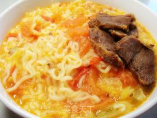 番茄白菜牛肉面的做法步骤：2