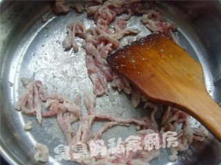 鱼香肉丝的做法步骤：4