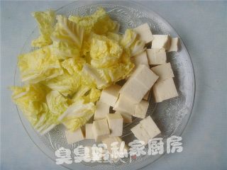 变废为宝的虾壳---虾皮海鲜汤的做法步骤：2